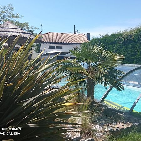 Mas Des Vignes Piscine Chauffee Bed & Breakfast Le Champ-Saint-Pere Eksteriør bilde