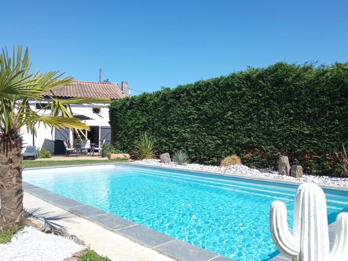 Mas Des Vignes Piscine Chauffee Bed & Breakfast Le Champ-Saint-Pere Eksteriør bilde